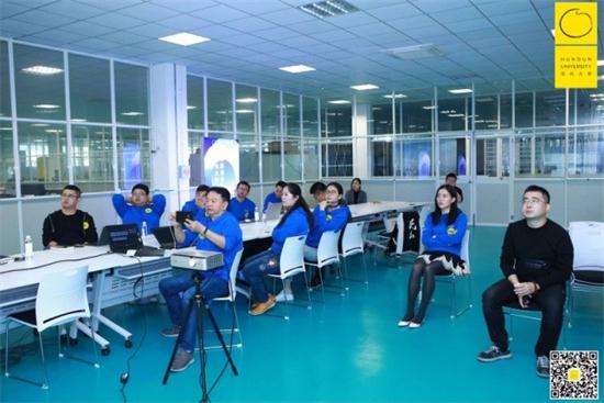 學(xué)無(wú)止境，破界創(chuàng)新3